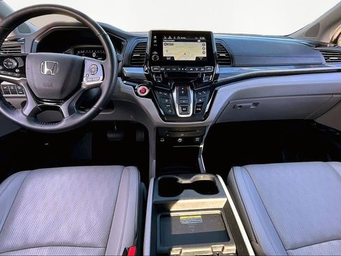 Used 2023 Honda Odyssey Elite image 8