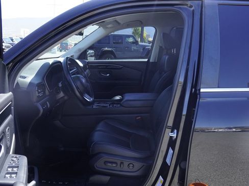 Used 2023 Honda Pilot EX-L image 25