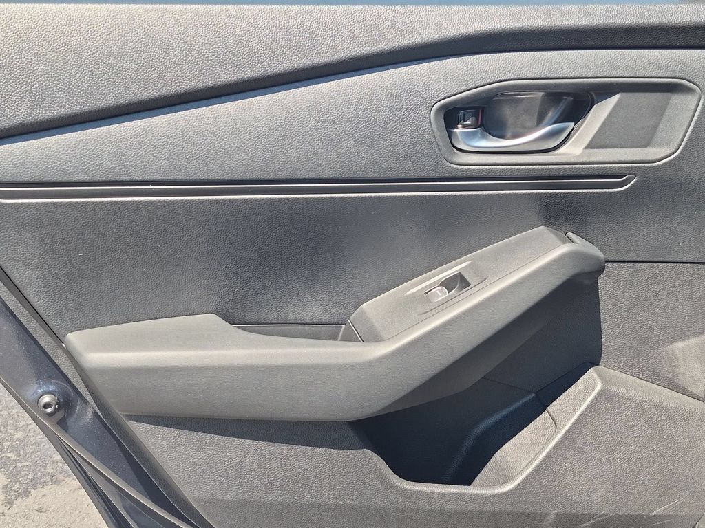 Used 2025 Honda Accord LX image 26