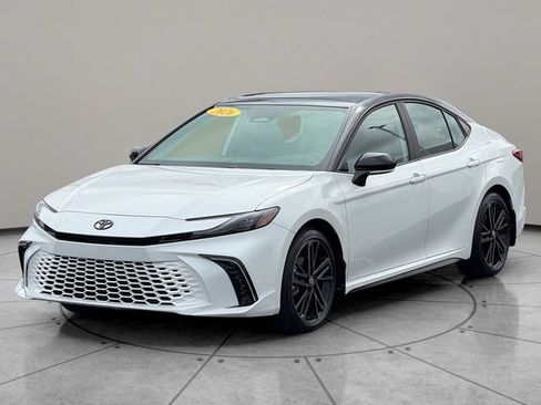 Certified 2026 Toyota Camry XSE AWD/4WD image 2