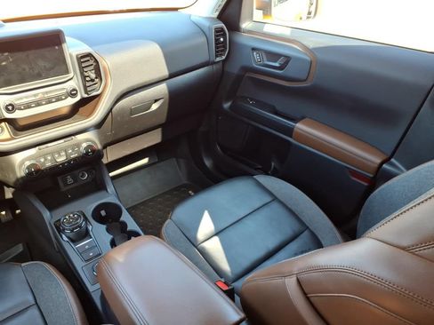 Certified 2023 Ford Bronco Sport Outer Banks w/ Tech Package AWD/4WD image 18
