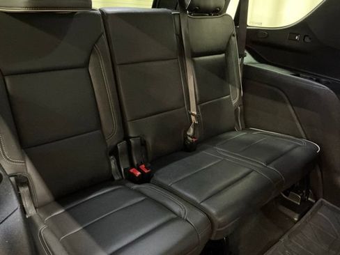 Used 2023 Chevrolet Tahoe Premier w/ Advanced Technology Package AWD/4WD image 18