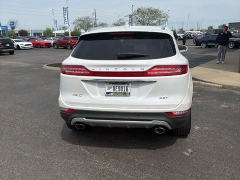 Used 2019 Lincoln MKC Reserve image 7
