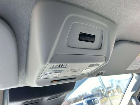 New 2026 Ford Transit 250 Base image 31