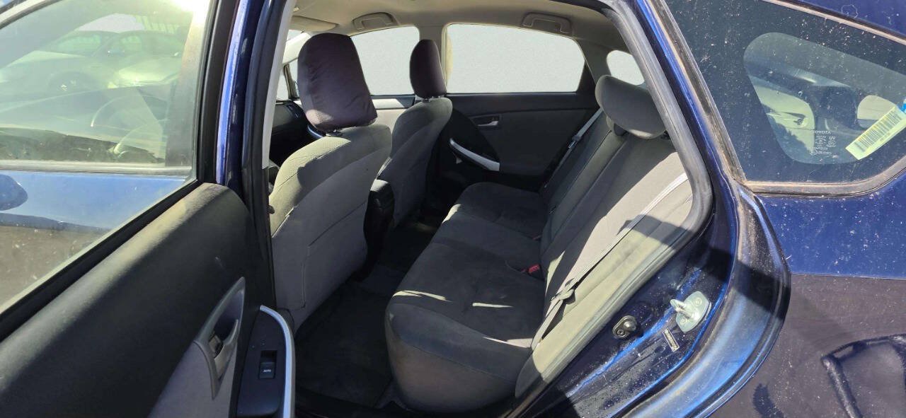 Used 2012 Toyota Prius Two FWD image 6