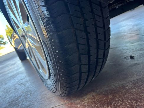 Used 2019 Nissan Versa SV image 25