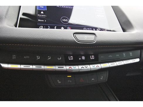 Used 2023 Cadillac XT4 Sport w/ Technology Package FWD image 23