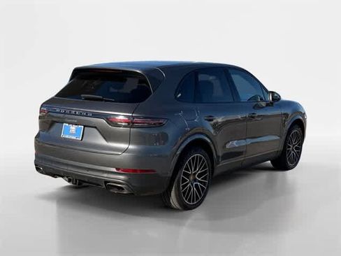 Used 2019 Porsche Cayenne image 5