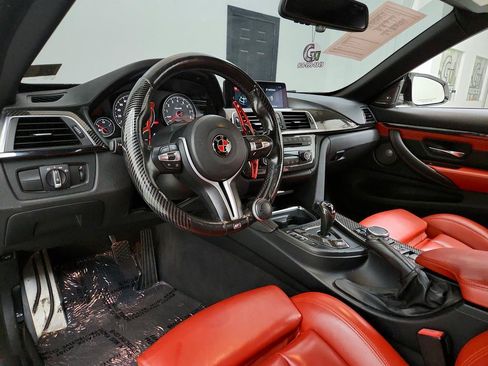 Used 2016 BMW M4 Convertible RWD image 13