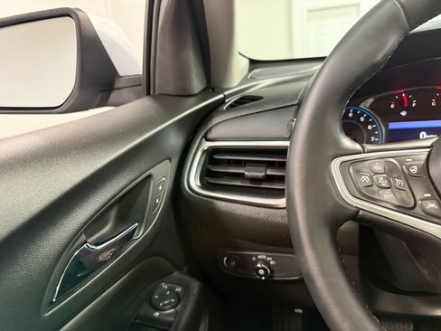Used 2023 Chevrolet Equinox LT AWD/4WD image 77