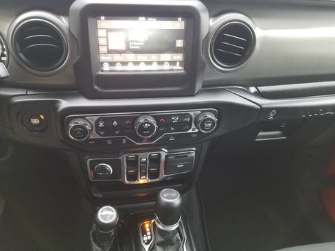 Certified 2022 Jeep Wrangler Unlimited Sport image 22