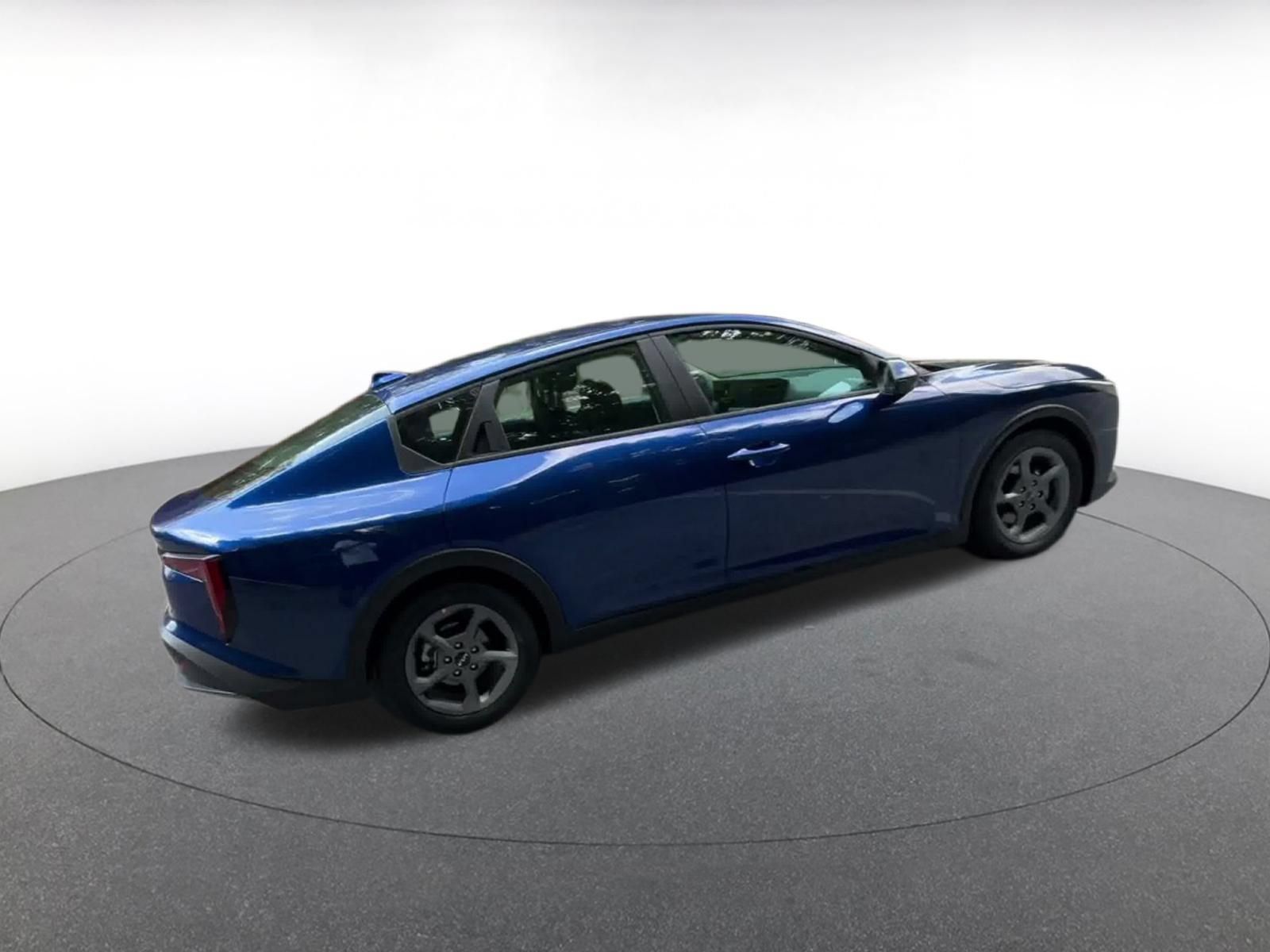 Used 2025 Kia K4 FWD image 14
