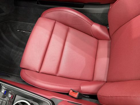 Certified 2024 Porsche 911 Carrera GTS RWD image 59