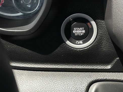 Used 2024 RAM 1500 Big Horn AWD/4WD image 17