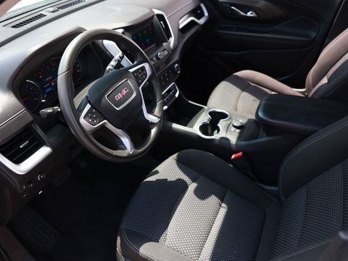 Used 2023 GMC Terrain SLE w/ Elevation Edition FWD image 17