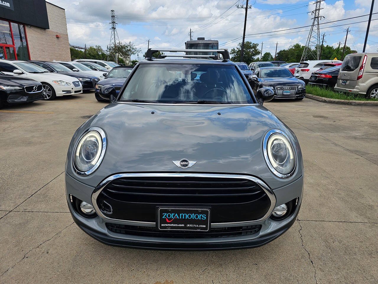 Used 2016 MINI Cooper Clubman FWD image 2