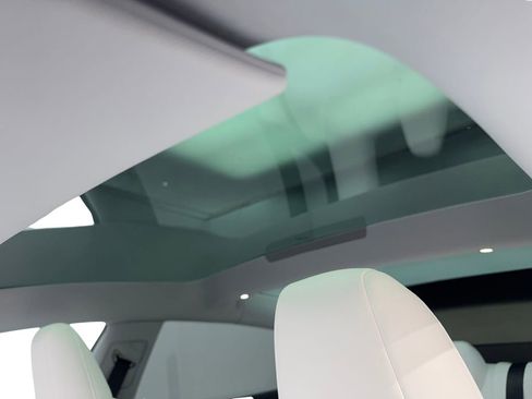 Used 2025 Tesla Model 3 Long Range image 67