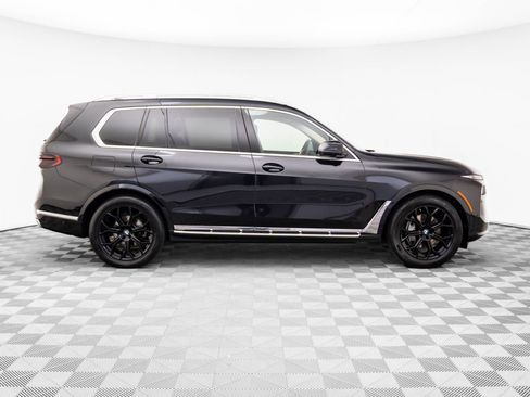 Used 2024 BMW X7 xDrive40i image 6