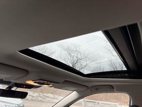 New 2026 Nissan Pathfinder SL w/ SL Premium Package image 9