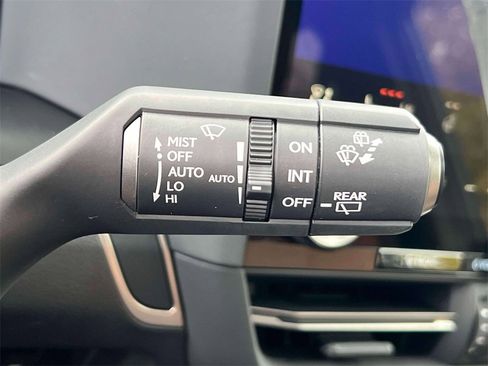 Certified 2024 Lexus GX 550 w/ Cold Area Package image 26