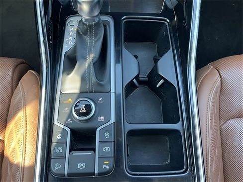 Used 2022 Kia Sorento SX Prestige w/ Rust Color Package image 32