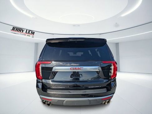 Used 2024 GMC Yukon XL Denali image 4