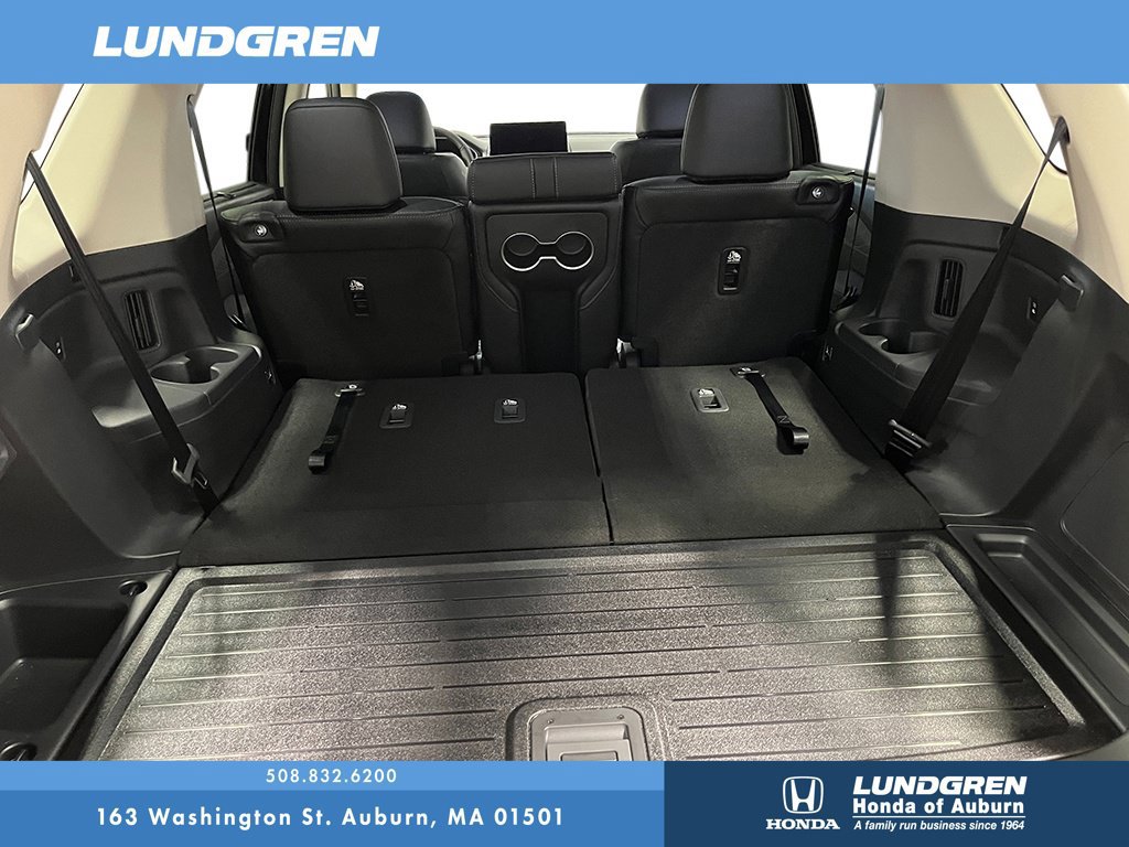 New 2026 Honda Pilot Touring image 5