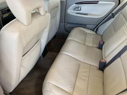 Used 2004 Volvo S40 image 18