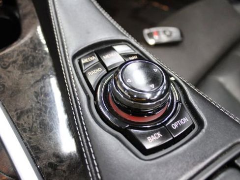 Used 2014 BMW 650i xDrive Convertible AWD/4WD image 20