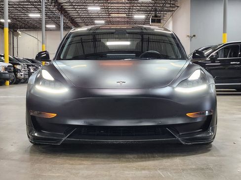 Used 2022 Tesla Model 3 image 2