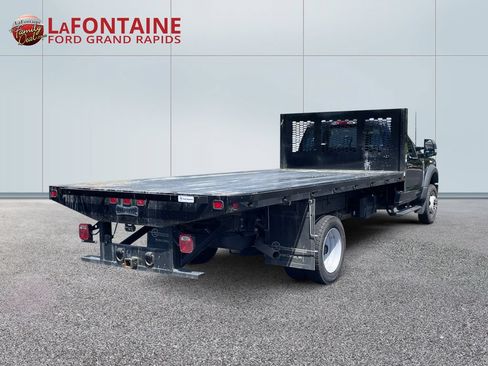 Used 2025 Ford F550 4x4 Regular Cab Super Duty w/ XL Chrome Package image 7
