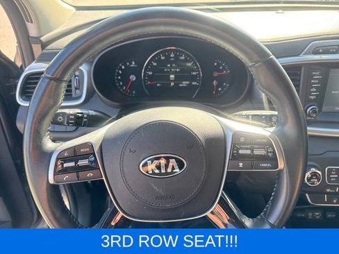 Used 2019 Kia Sorento EX image 11