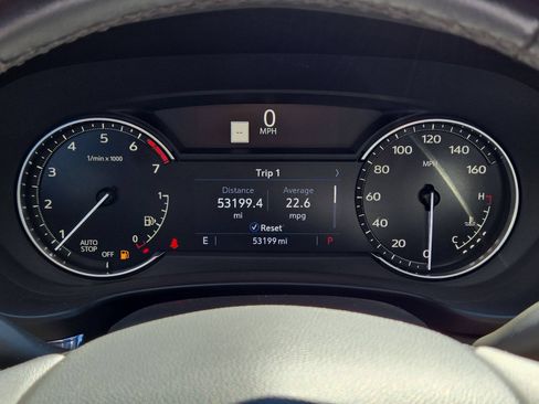 Used 2023 Cadillac XT4 Luxury w/ Cold Weather Package FWD image 20