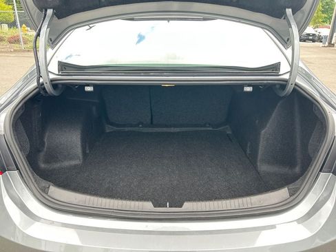 Used 2023 Chevrolet Malibu LT FWD image 22