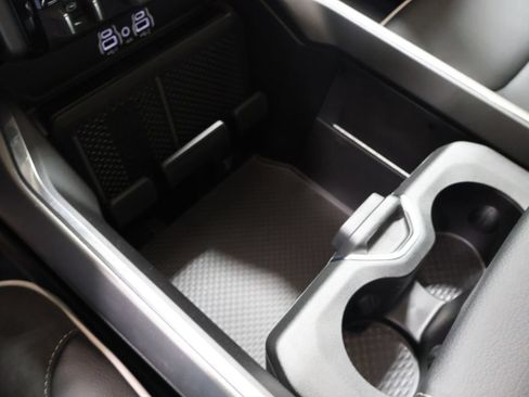 New 2026 RAM 1500 Laramie AWD/4WD image 22