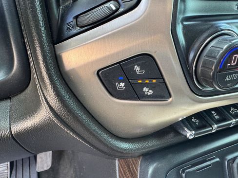 Used 2018 GMC Sierra 1500 Denali w/ Denali Ultimate Package AWD/4WD image 39