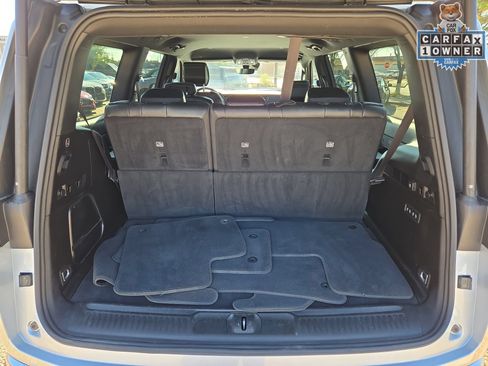 Used 2023 Jeep Wagoneer Series II w/ Flexible Seating Group AWD/4WD image 12