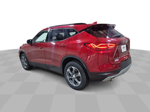 Used 2024 Chevrolet Blazer LT w/ Convenience Package AWD/4WD image 7