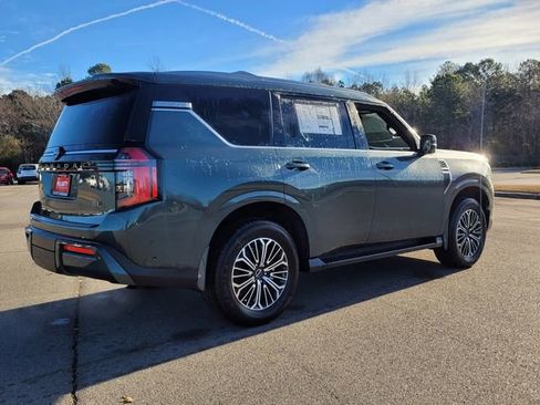 New 2026 Nissan Armada SL w/ Captain's Chari Seat Package AWD/4WD image 3