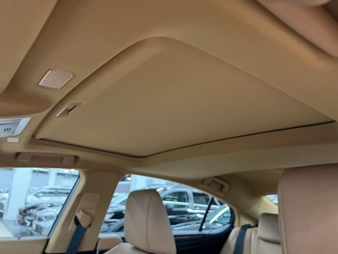 Used 2022 Lexus ES 300h w/ Accessory Package FWD image 23