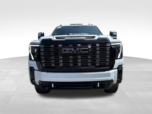 New 2026 GMC Sierra 2500 Denali Ultimate AWD/4WD image 8
