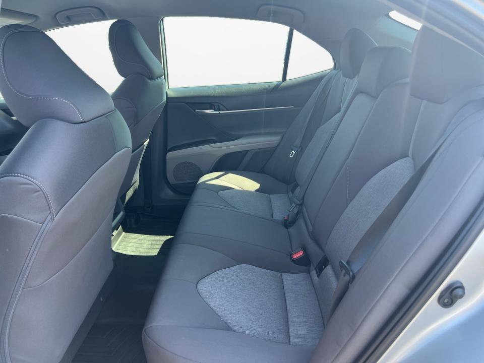 Used 2022 Toyota Camry LE FWD image 16
