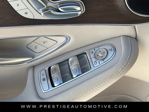 Used 2019 Mercedes-Benz C 300 4MATIC Sedan image 20