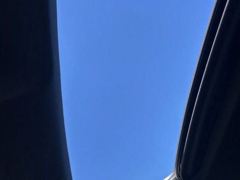 Used 2024 GMC Sierra 1500 AT4 w/ Technology Package image 16