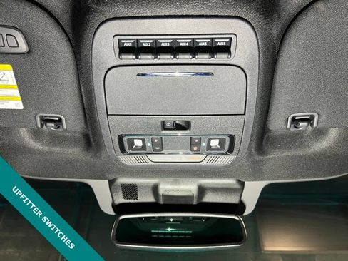 Used 2024 Ford F250 Platinum w/ Tremor Off-Road Package AWD/4WD image 14