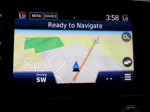 Used 2018 Honda CR-V Touring image 6