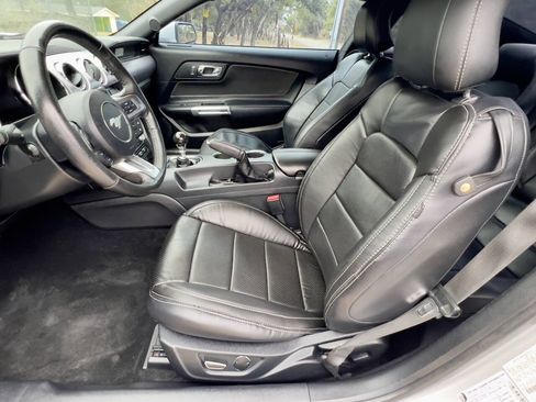 Used 2016 Ford Mustang GT RWD image 26