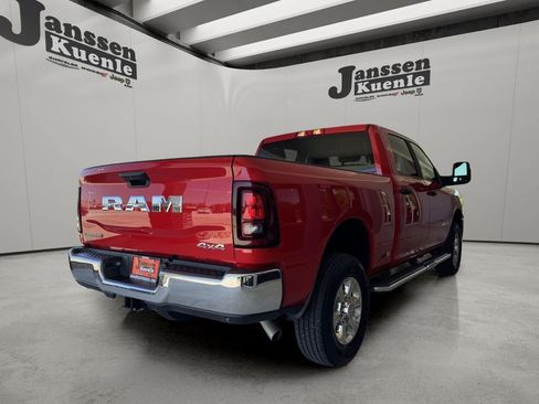 Used 2026 RAM 2500 Big Horn AWD/4WD image 3