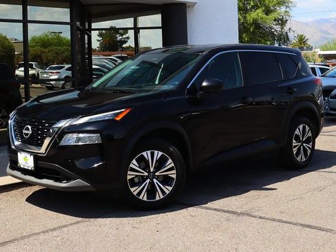 Used 2023 Nissan Rogue SV AWD/4WD image 2