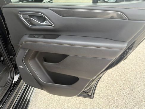 Used 2022 GMC Yukon AT4 AWD/4WD image 14